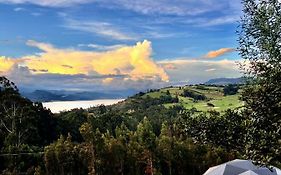 Golden Glamping & Suites